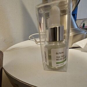 Limited Stock IUnik Tea Tree Relief Serum - White